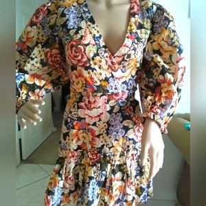 BNWOT DRESS FLORAL SZ. LG BY OLIVACEOUS LINEN/ COTTON  BEAUTIFUL BIG SLEEVES